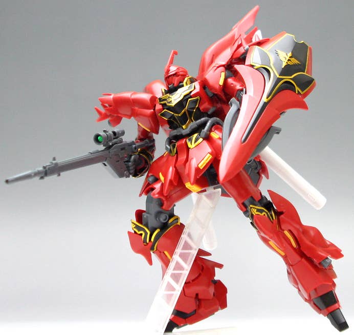 HG 1/144 MSN-06S Sinanju HGUC
