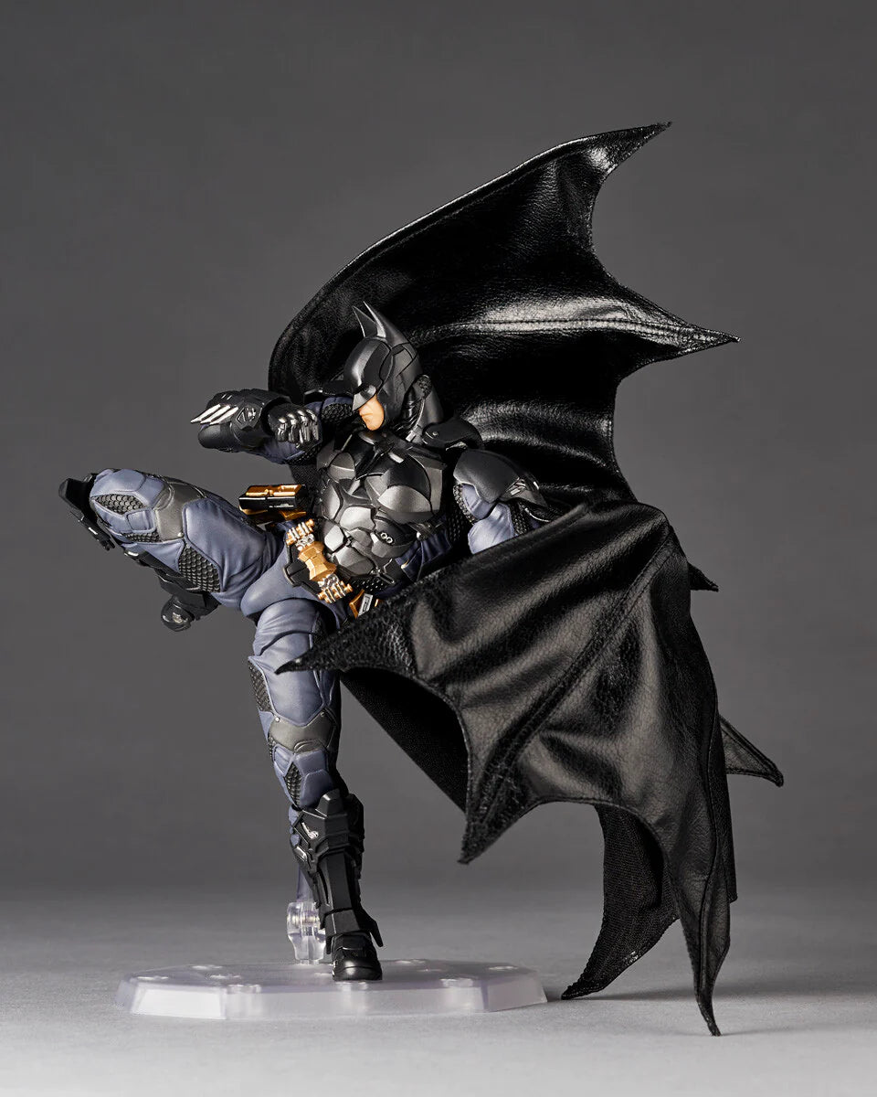 Amazing Yamaguchi/ Revoltech: Batman Arkham Knight - Batman - Arkham Knight Ver. (Limited + Bonus)