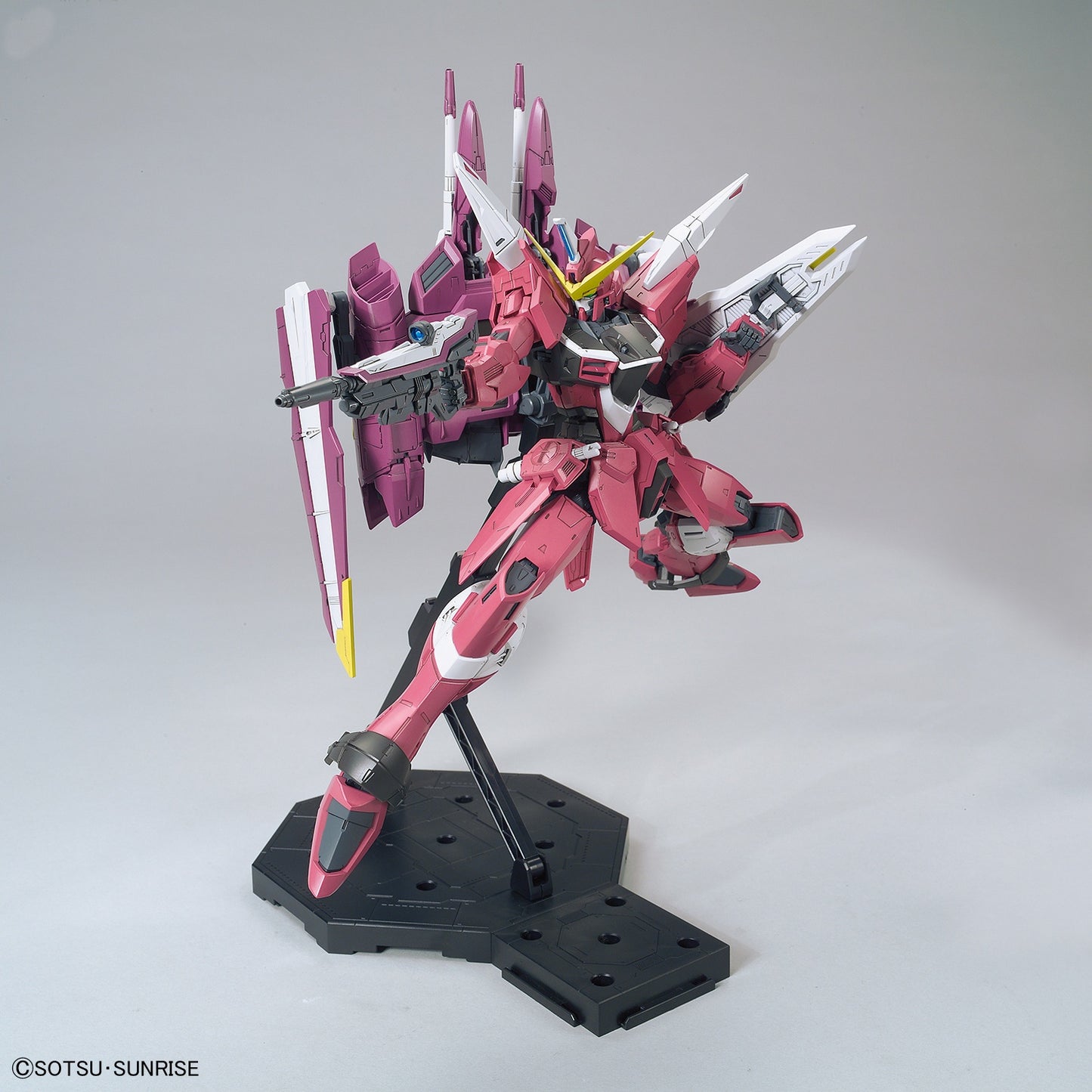 MG 1/100 Justice Gundam