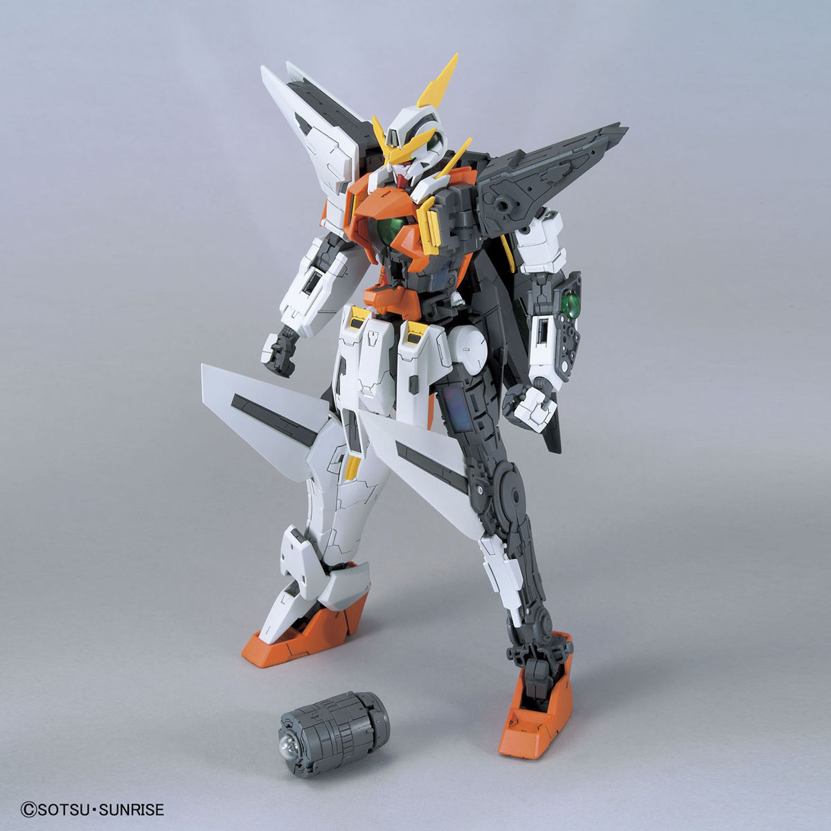 MG 1/100 Gundam Kyrios