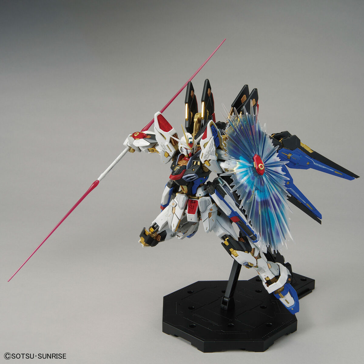 MGEX 1/100 Strike Freedom (Gundam Seed Destiny)