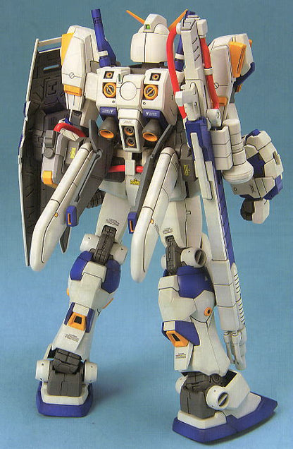 MG 1/100 RX-78-4 Gundam Unit 4